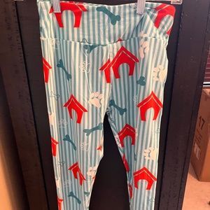 Dog print leggings one size